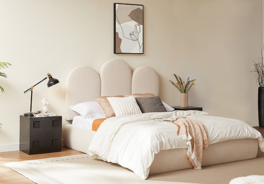 Bed Battle: Pros and Cons of a Bed Head