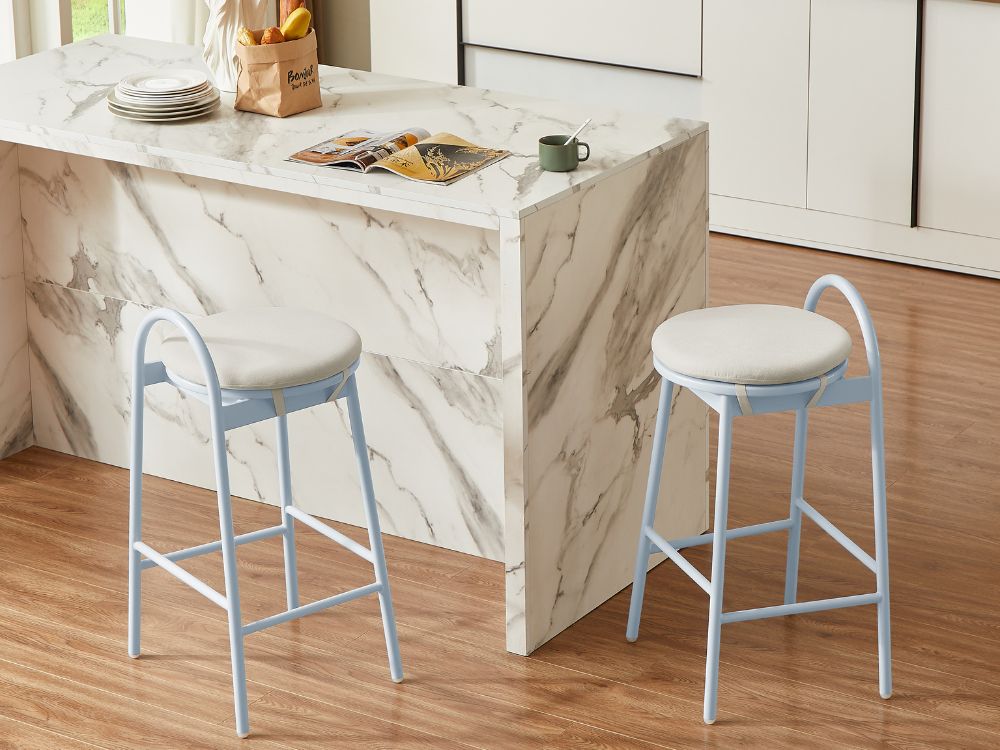 Alice Barstool